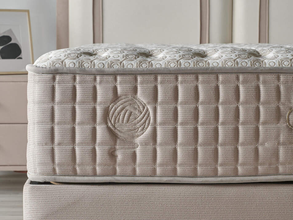 Valentino Yatak Seti Valentino Yatak Seti